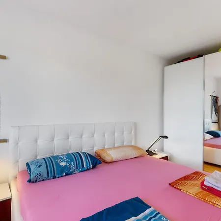 Helle, Ruhige Dachwohnung *